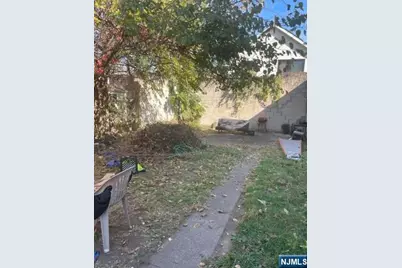 34 Holland Street, Newark, NJ 07103 - Photo 7