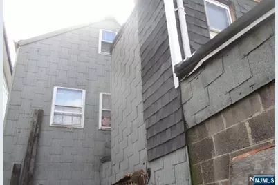 197 Fairmount Avenue, Newark, NJ 07103 - Photo 9