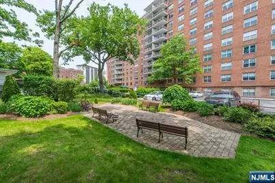 301 Beech Of7 #OF7, Hackensack, NJ 07601 - Photo 29