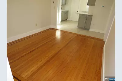 8 Louis Street 1st Floor Ri #1st Floor Ri, Lodi, NJ 07644 - Photo 5