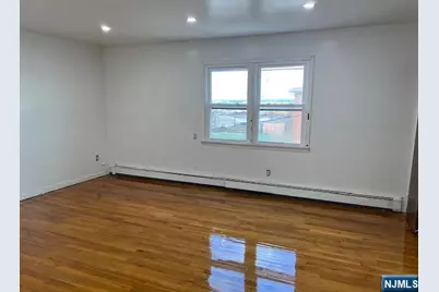 282-284 Washington Street 284 #284, Fairview, NJ 07022 - Photo 15