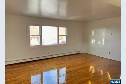 282-284 Washington Street 284 #284, Fairview, NJ 07022 - Photo 5