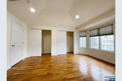 332 E Columbia Avenue A #A, Palisades Park, NJ 07650 - Photo 11
