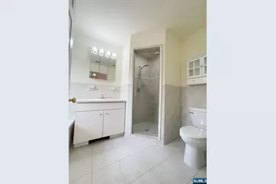 332 E Columbia Avenue A #A, Palisades Park, NJ 07650 - Photo 13