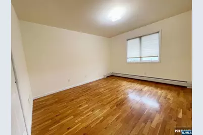 332 E Columbia Avenue A #A, Palisades Park, NJ 07650 - Photo 15