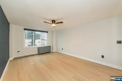 1 Wall Street 1E #1E, Fort Lee, NJ 07024 - Photo 11