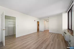 100 Old Palisade Road 3702, Fort Lee, NJ 07024 - Photo 9