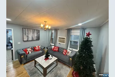 460 Avenue E 1 #1, Bayonne, NJ 07002 - Photo 3