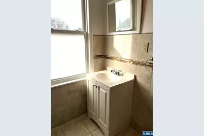 260 Washington Place Left Side #Left side, Hasbrouck Heights, NJ 07604 - Photo 19