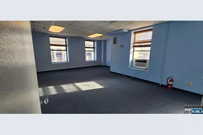 1019 Broad Street, Newark, NJ 07102 - Photo 15