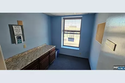 1019 Broad Street, Newark, NJ 07102 - Photo 17