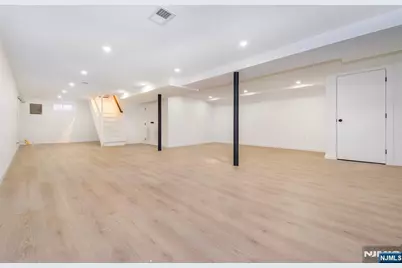 179 Huguenot Drive, New Milford, NJ 07646 - Photo 13