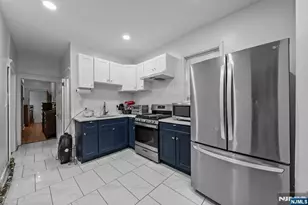 1025 Rivington St, Roselle, NJ 07203 - Photo 7