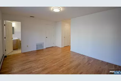 343B Harriet Avenue, Palisades Park, NJ 07650 - Photo 17