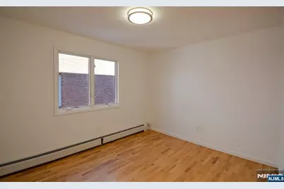 343B Harriet Avenue, Palisades Park, NJ 07650 - Photo 13