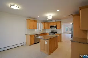 343B Harriet Ave, Palisades Park, NJ 07650 - Photo 5