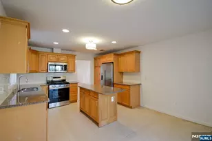 343B Harriet Ave, Palisades Park, NJ 07650 - Photo 7