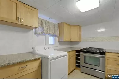 355 Elm Street 2 #2, Elmwood Park, NJ 07407 - Photo 5