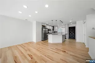 300 Gorge Road 38, Cliffside Park, NJ 07010 - Photo 19