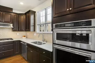 55 Landmark Ln, Fair Lawn, NJ 07410 - Photo 5