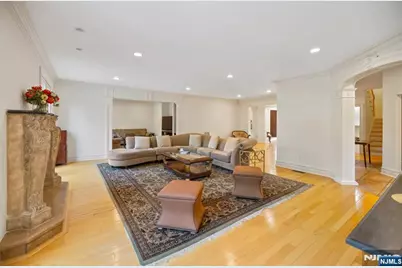 71 Roberts Road, Englewood Cliffs, NJ 07632 - Photo 15
