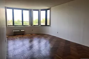 100 Carlyle 9Fs, Cliffside Park, NJ 07010 - Photo 7