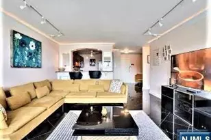 1203 River Road 19K, Edgewater, NJ 07020 - Photo 9