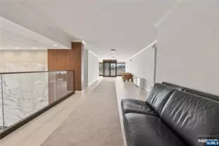 1203 River Road 20C, Edgewater, NJ 07020 - Photo 15