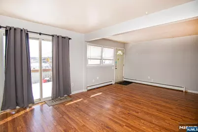 7 Westminster Place, Garfield, NJ 07026 - Photo 3