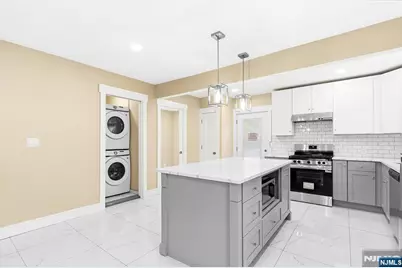 36 Pascack Road 2 #2, Park Ridge, NJ 07656 - Photo 3