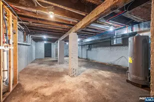 235 W 7th, Newark, NJ 07103 - Photo 29