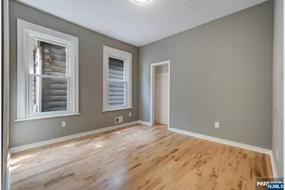 235 W 7th, Newark, NJ 07103 - Photo 19