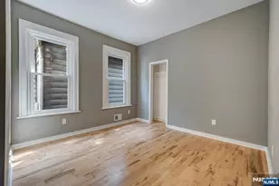 235 W 7th, Newark, NJ 07103 - Photo 19