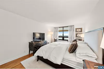 800 Palisade Avenue 1502 #1502, Fort Lee, NJ 07024 - Photo 13