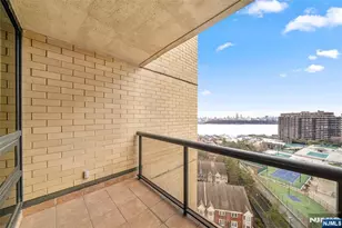 800 Palisade Ave 1502, Fort Lee, NJ 07024 - Photo 11