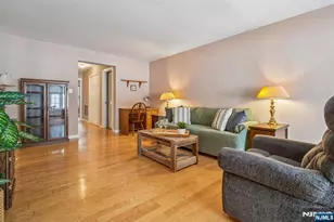 17 Chanda Ct B017, Clifton, NJ 07012 - Photo 3