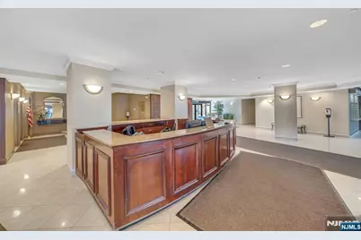 2200 Central Road 15C #15C, Fort Lee, NJ 07024 - Photo 3
