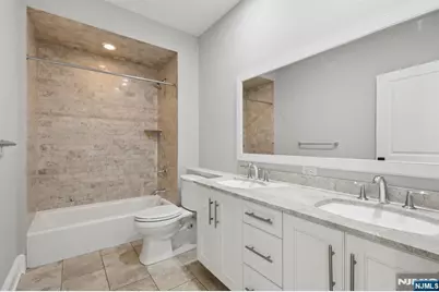 24 Marquis Court, Edgewater, NJ 07020 - Photo 25