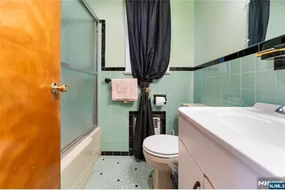 722 Oak Street, Ridgefield, NJ 07657 - Photo 11