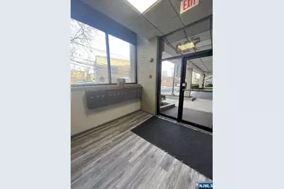 520 Main Street 305B #305B, Fort Lee, NJ 07024 - Photo 3