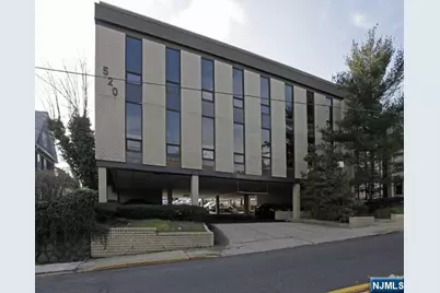 520 Main Street 305B #305B, Fort Lee, NJ 07024 - Photo 1