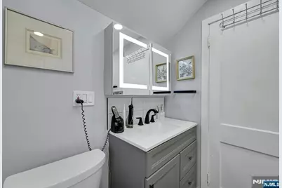 173 Grayson Place, Teaneck Township, NJ 07666 - Photo 7