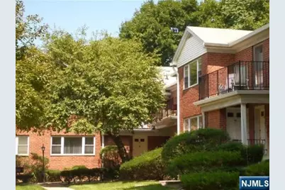 69 Chester Place 5A #5A, Englewood, NJ 07631 - Photo 1