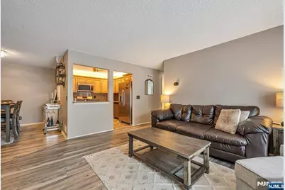 197 Robertson Way 917 #917, Lincoln Park, NJ 07035 - Photo 7