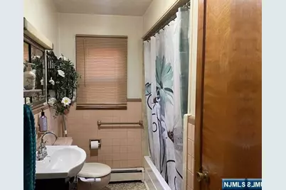 447 Elm Street, Kearny, NJ 07032 - Photo 11