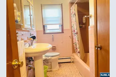 447 Elm Street, Kearny, NJ 07032 - Photo 7