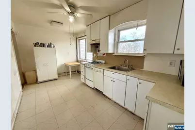 34 Hoffman Avenue, Parsippany, NJ 07034 - Photo 7