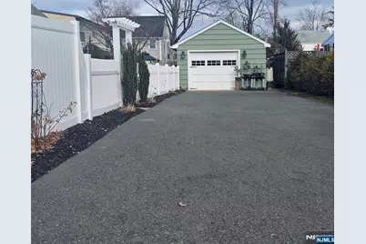 298 Boulevard, Pequannock Township, NJ 07444 - Photo 5