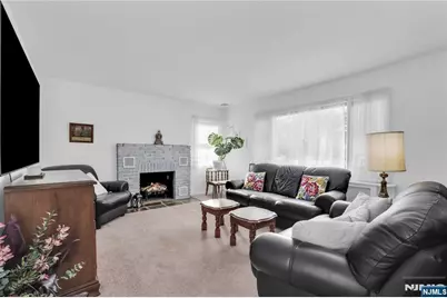 298 Boulevard, Pequannock Township, NJ 07444 - Photo 9