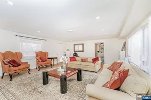 566 Teaneck Rd, Teaneck Township, NJ 07666 - Photo 19